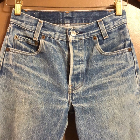 🌺SOLD ON EBAY🌺Vintage red tab 701 Levi’s jeans - Picture 3 of 8